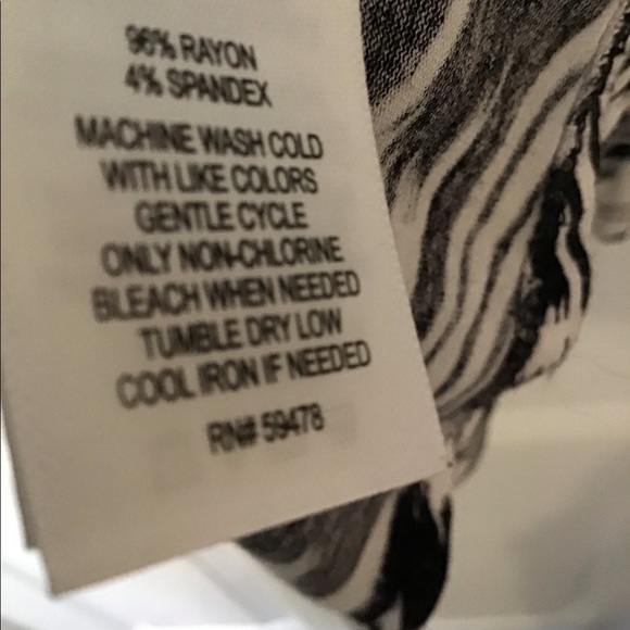 Plus Size Cynthia Rowley Top - Picture 4 of 4